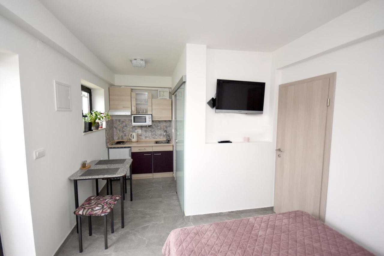 Ferienwohnung Apartmaji Lejardin Škofljica Exterior foto